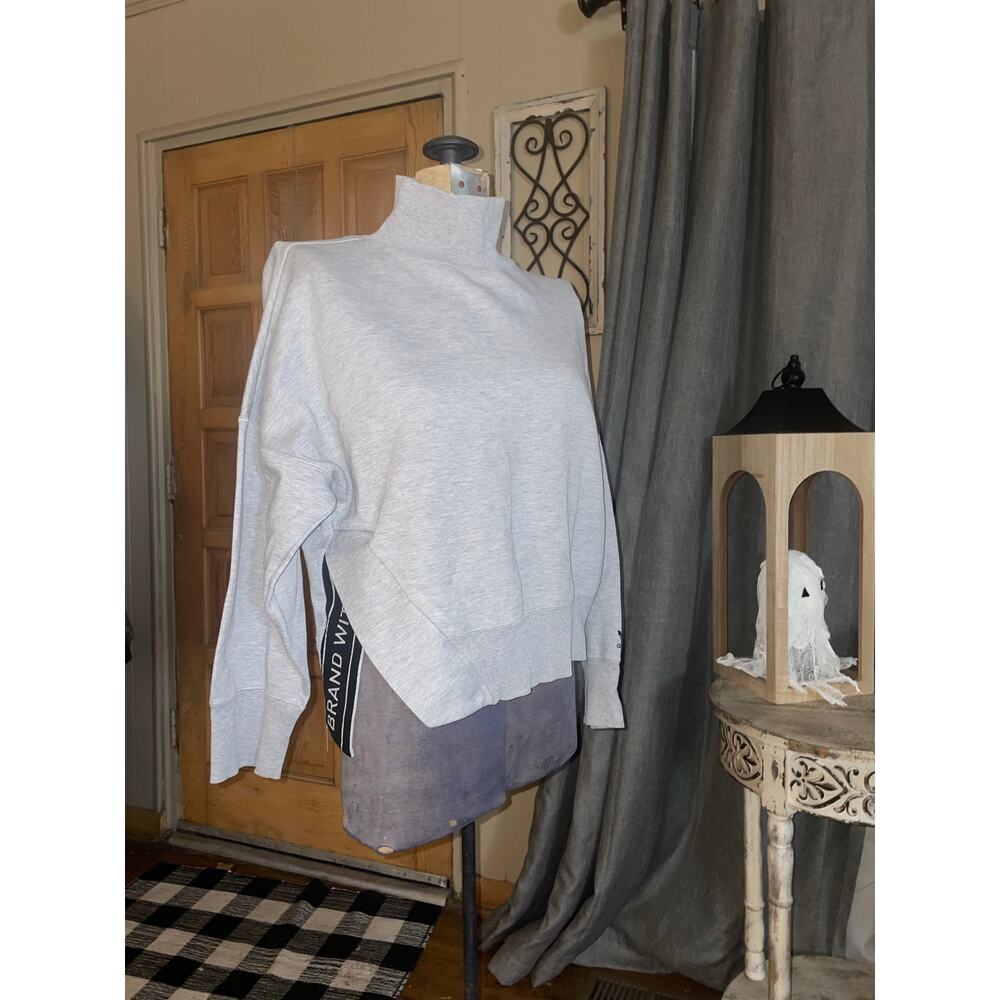 Adidas Gray Mock Neck Split Hem‎ Soft Sweatshirt Crop Size | M